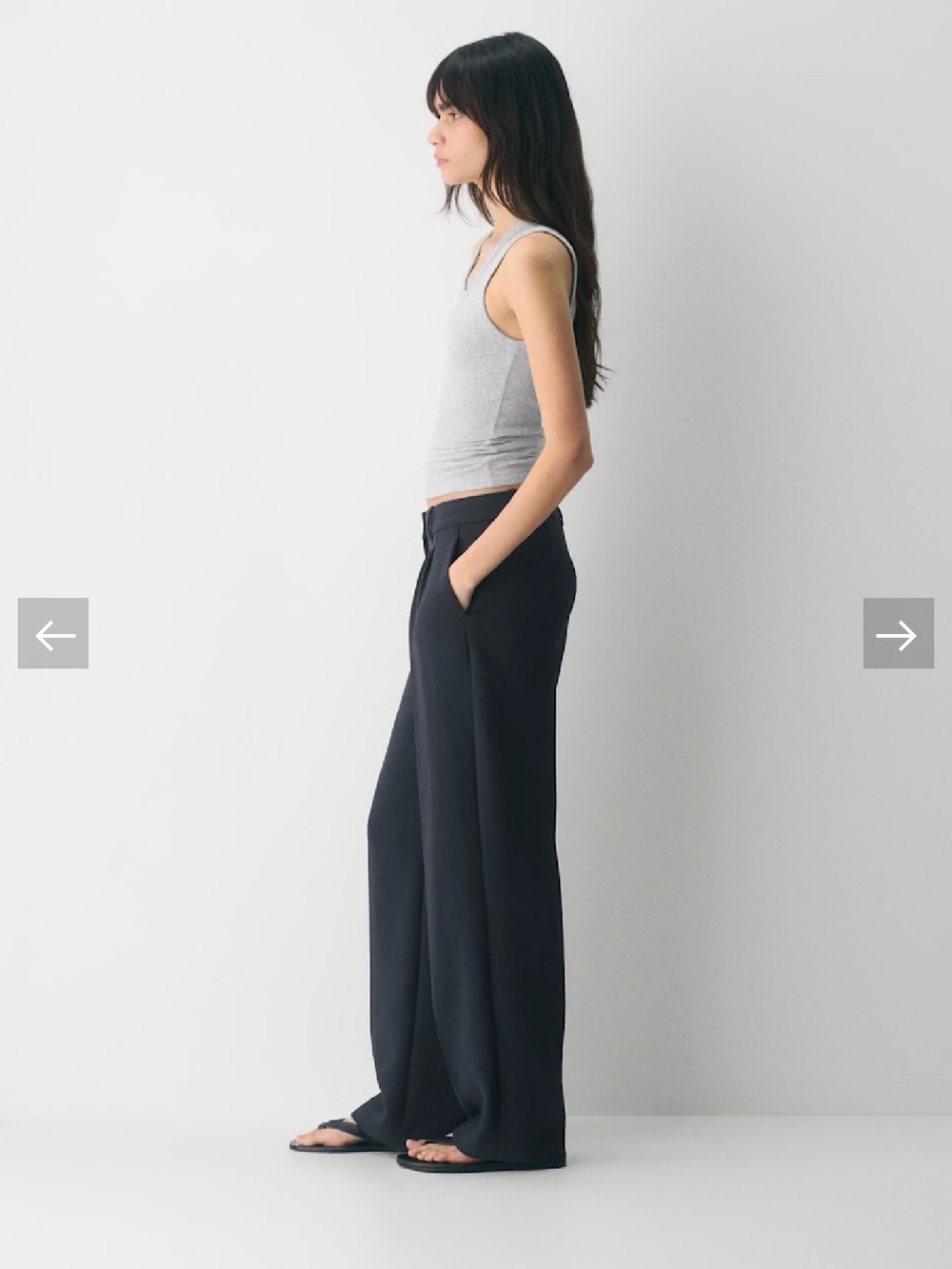 Aritzia Wide-Leg Pleated Pants in black - Picture 2 of 16